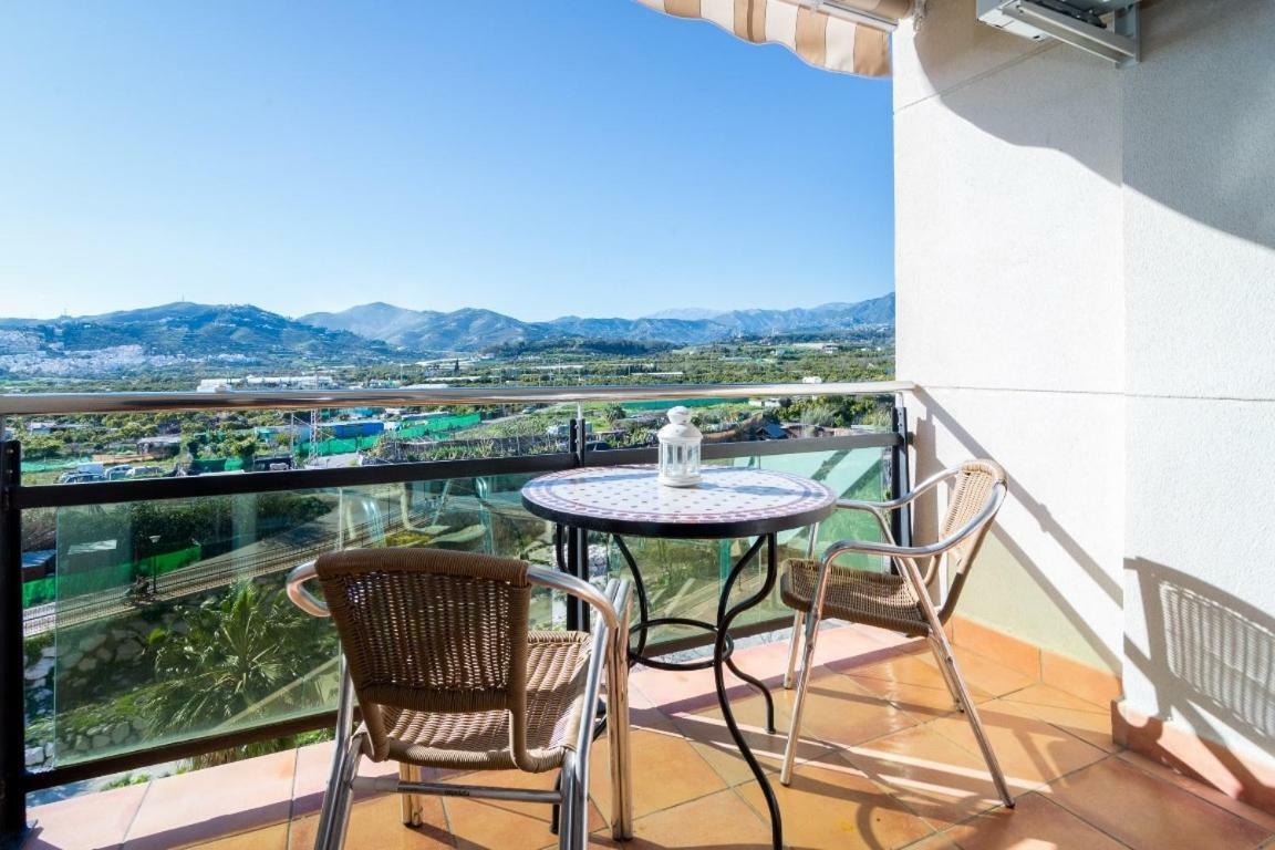 Apartamento En El Mirador De نيرخا المظهر الخارجي الصورة